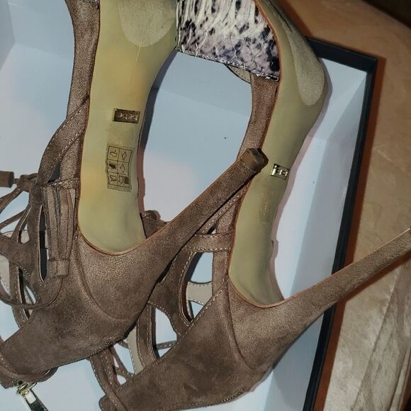 Bebe Lea Tassleled Tie-up Sandal Size 10 - Picture 13 of 16